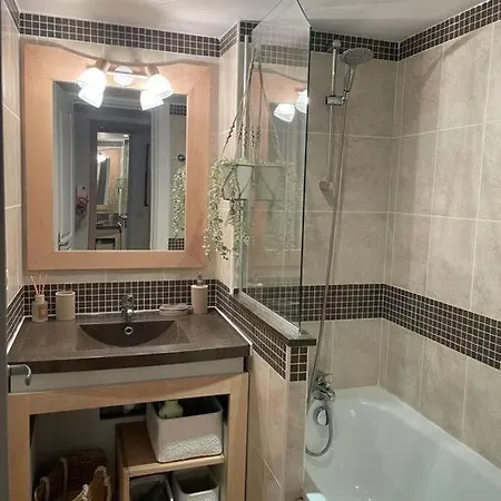Studio-chambre D'hotel Prive Apartment Grospierres